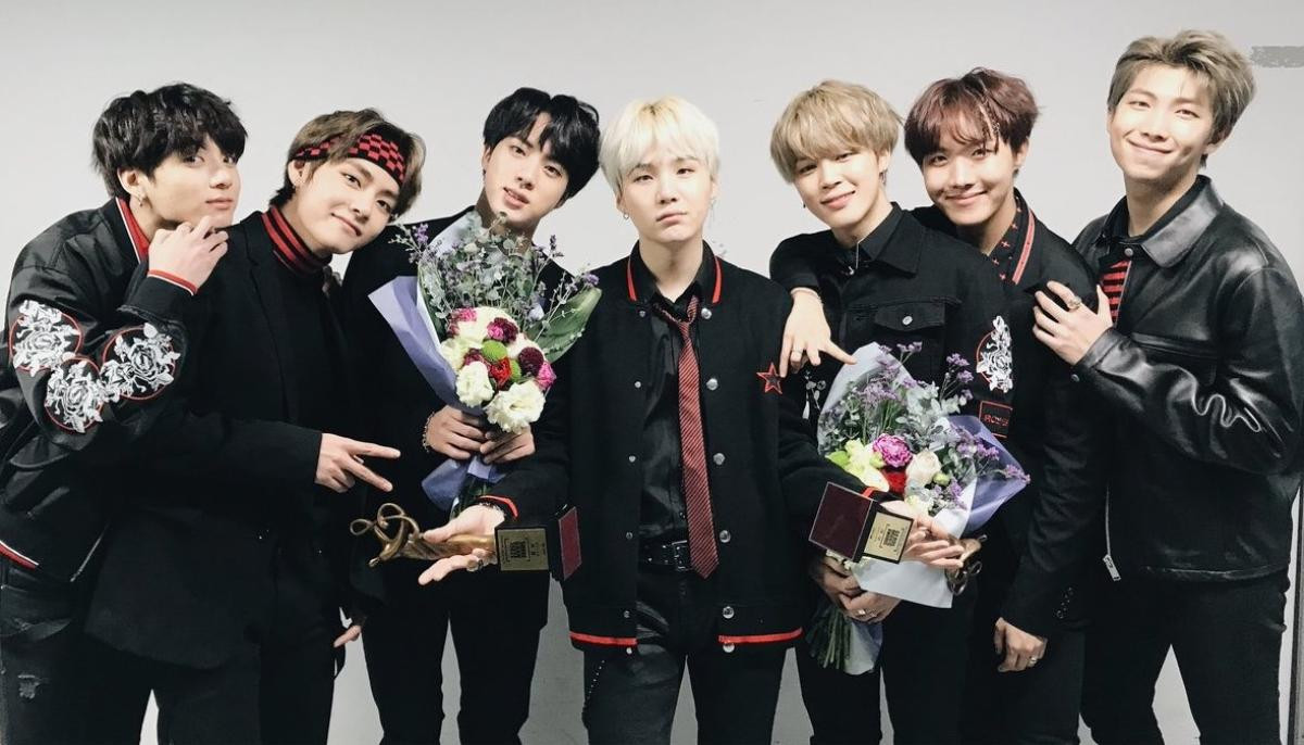 Tham gia cả 2 ngày trao giải, BTS định chiếm trọn 'spotlight' hay dần trở nên nhàm chán tại  '2019 Golden Disc Awards'? Ảnh 2