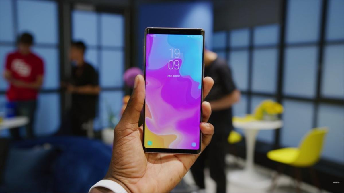 Samsung có hai smartphone bom tấn trong năm 2018 nhưng đây là lý do bạn nên chọn Galaxy Note9 thay vì S9/ S9+ Ảnh 3