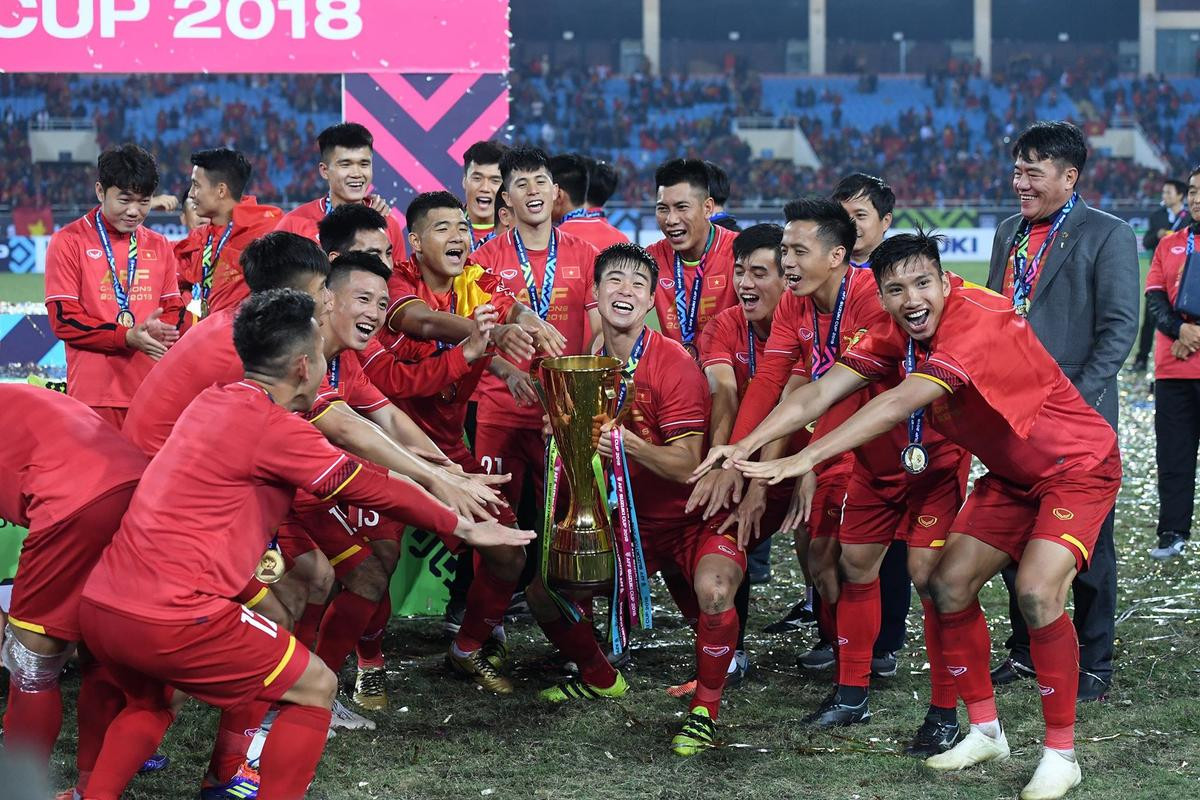 Giây phút đăng quang vô địch AFF Cup đầy xúc động của đội tuyển Việt Nam Ảnh 19