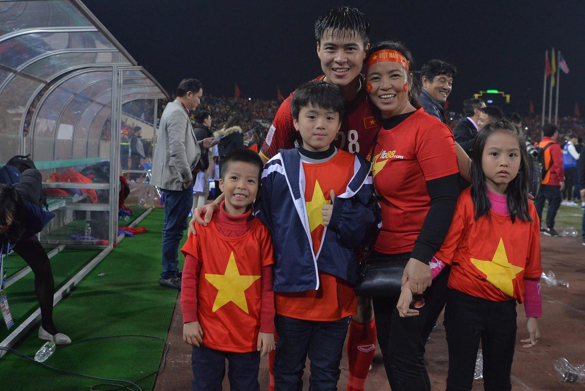 Giây phút đăng quang vô địch AFF Cup đầy xúc động của đội tuyển Việt Nam Ảnh 18