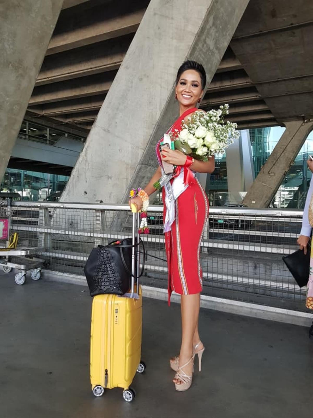 Không phải váy xuyên thấu, đây mới là style khiến H'Hen Niê 'chết mê chết mệt' ở Miss Universe Ảnh 1