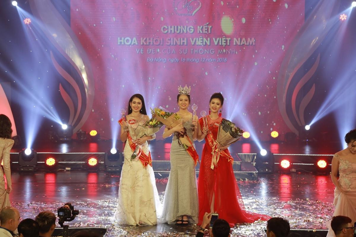 Top 3 nữ sinh đăng quang Hoa khôi Sinh viên Việt Nam 2018 Ảnh 2