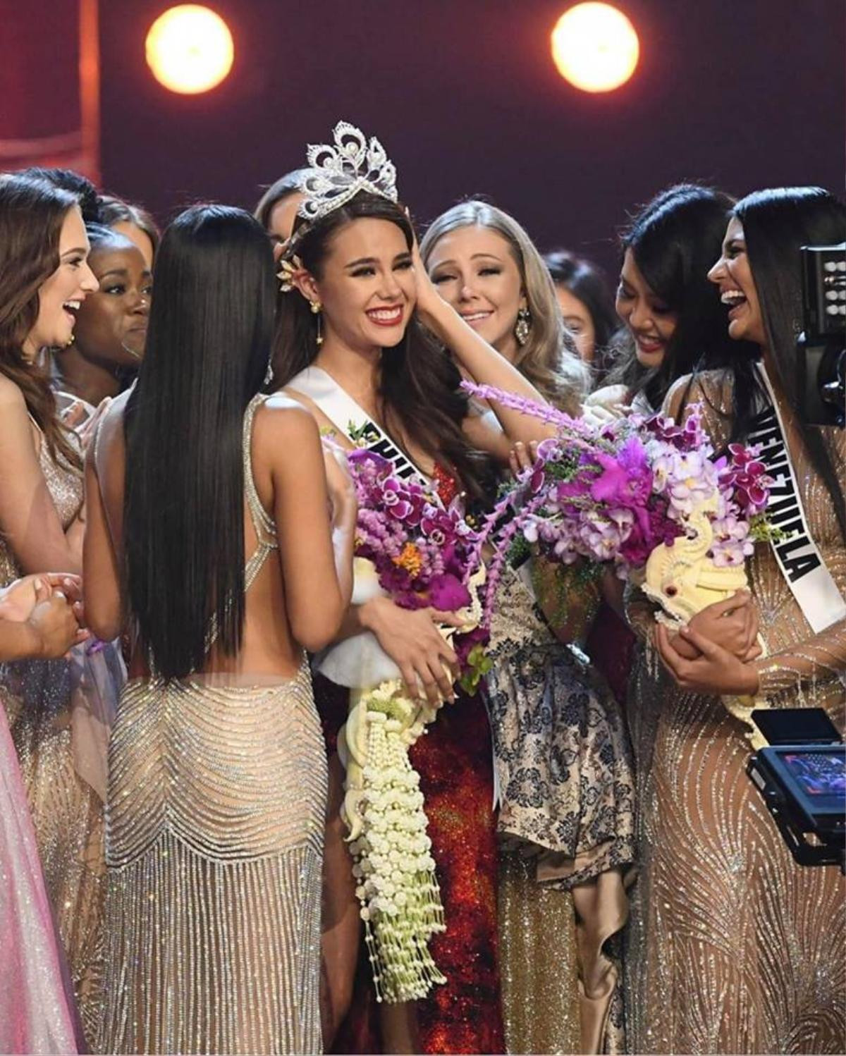 Tiết lộ bùa may mắn giúp mỹ nhân Philippines - Catriona Gray đăng quang Miss Universe ngoạn mục Ảnh 2