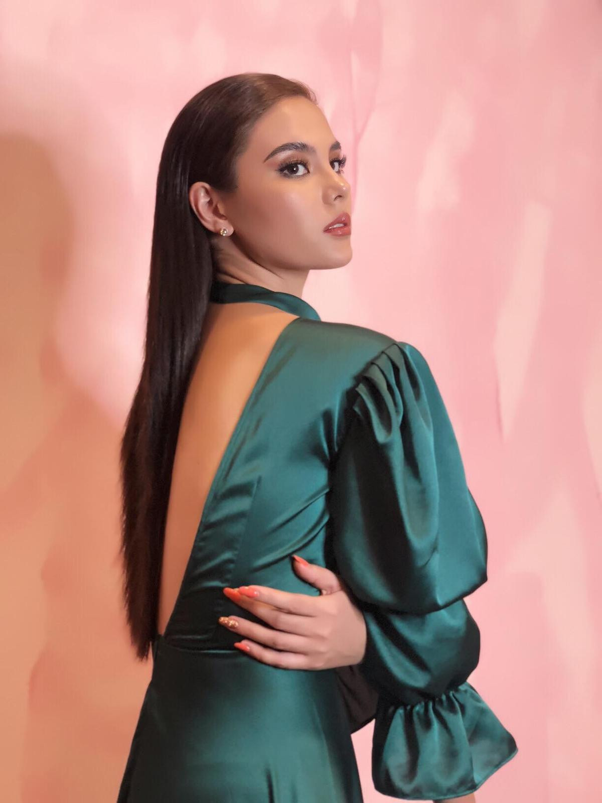 Không ngờ Miss Universe 2018 - Catriona Gray đã từng quậy tưng ở Việt Nam như thế này Ảnh 8