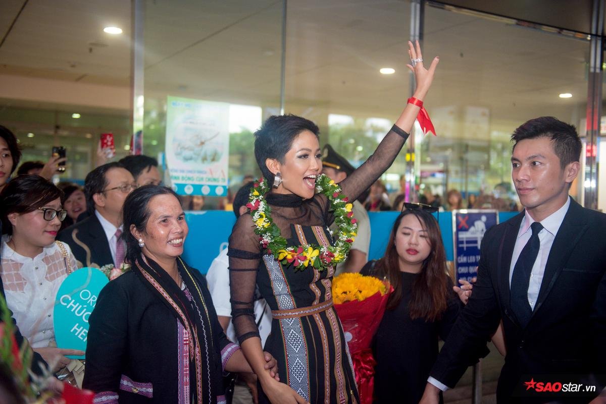 Mẹ H'Hen Niê công nhận: 'Nếu Hen chịu lấy chồng năm 14 tuổi thì đã chẳng có ngày hôm nay' Ảnh 5