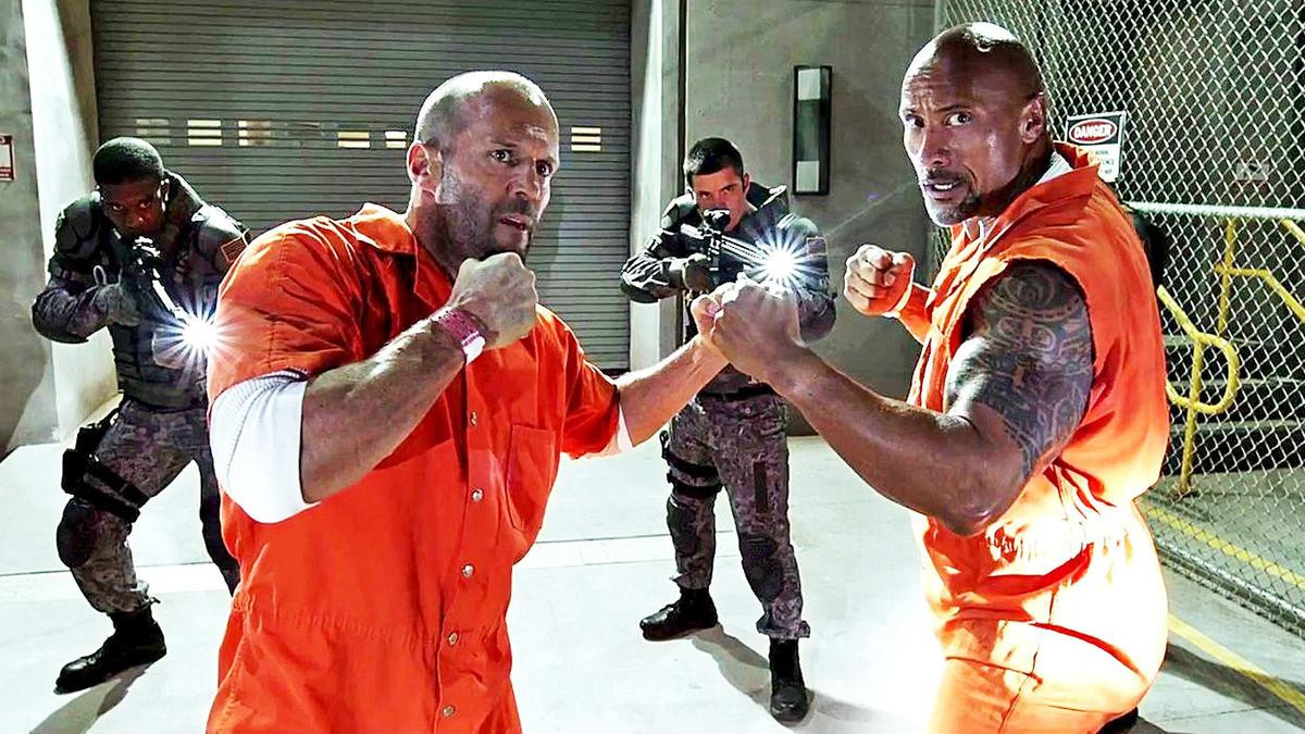 Ngoại truyện 'Fast & Furious - Hobbs and Shaw' công bố ảnh đầu tiên của The Rock và Jason Statham Ảnh 10