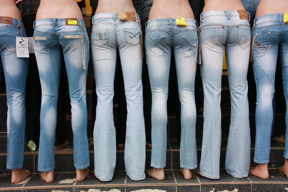 Sau cả thập kỷ, thời trang denim làm mưa làm gió một thời đang rầm rầm quay trở lại Ảnh 2