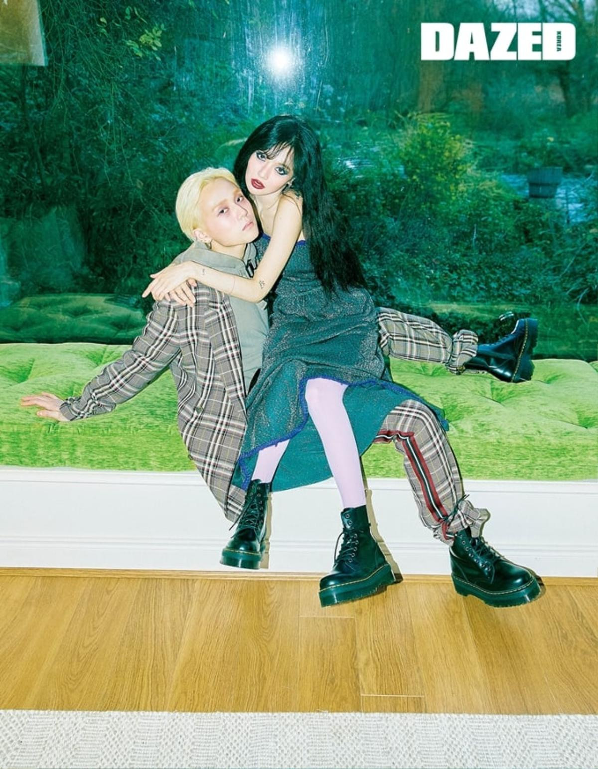 HyunA - E’Dawn tay trong tay tình tứ trong bộ hình tạp chí phát hành đầu năm mới Ảnh 5