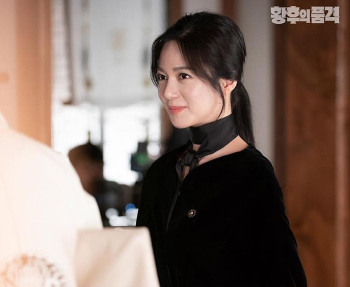 'Hoàng hậu cuối cùng' tập 10: Jang Nara bị cảnh sát bắt lần 2, Lee Elijah liên minh với Thái hậu Ảnh 3