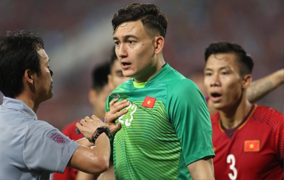 Gây sốt sau AFF Cup, Facebook cá nhân của Đặng Văn Lâm vẫn chưa được gắn dấu tick xanh xác thực Ảnh 1