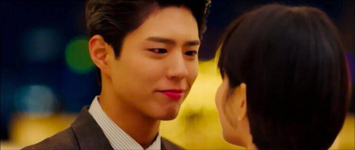 Kiss-scene Park Bo Gum - Song Hye Kyo bị chê thiếu 'chemistry', Song Joong Ki và Lee Kwang Soo lại được điểm mặt Ảnh 7