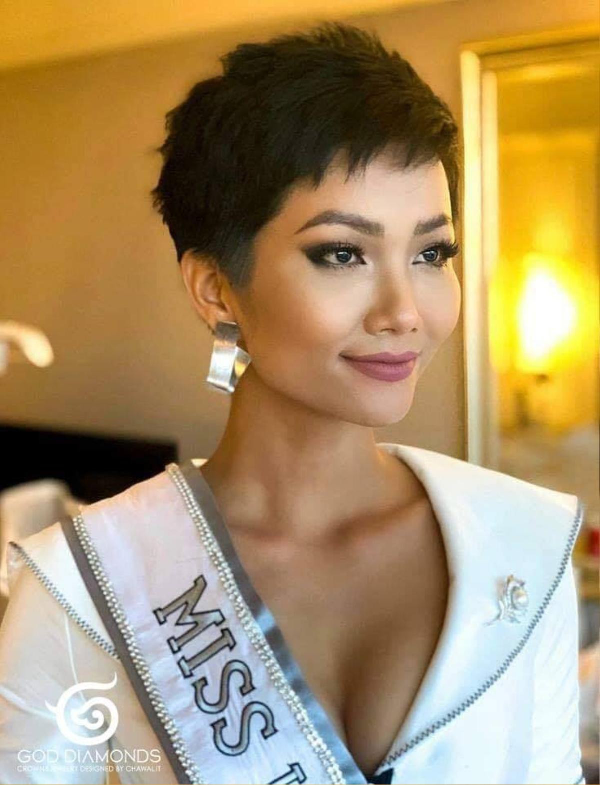 Sau top 5 Miss Universe, H'Hen Niê có cơ hội lập cú đúp ở Miss Grand Slam và Timeless Beauty Ảnh 7