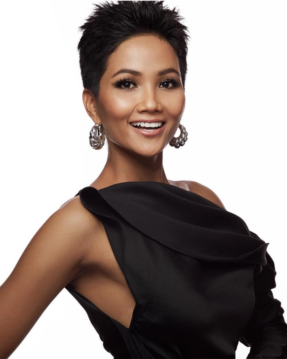 Sau top 5 Miss Universe, H'Hen Niê có cơ hội lập cú đúp ở Miss Grand Slam và Timeless Beauty Ảnh 2