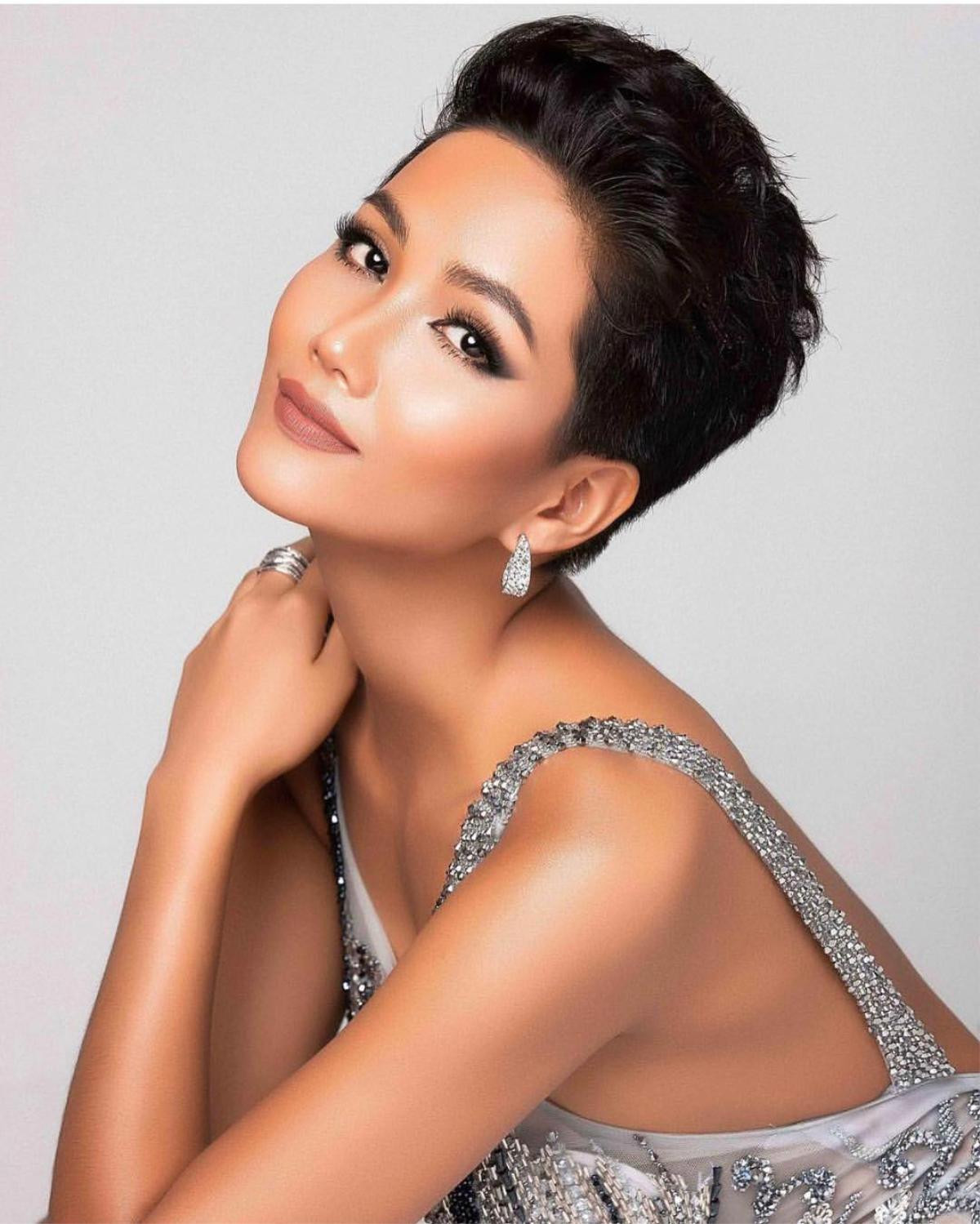 Sau top 5 Miss Universe, H'Hen Niê có cơ hội lập cú đúp ở Miss Grand Slam và Timeless Beauty Ảnh 1