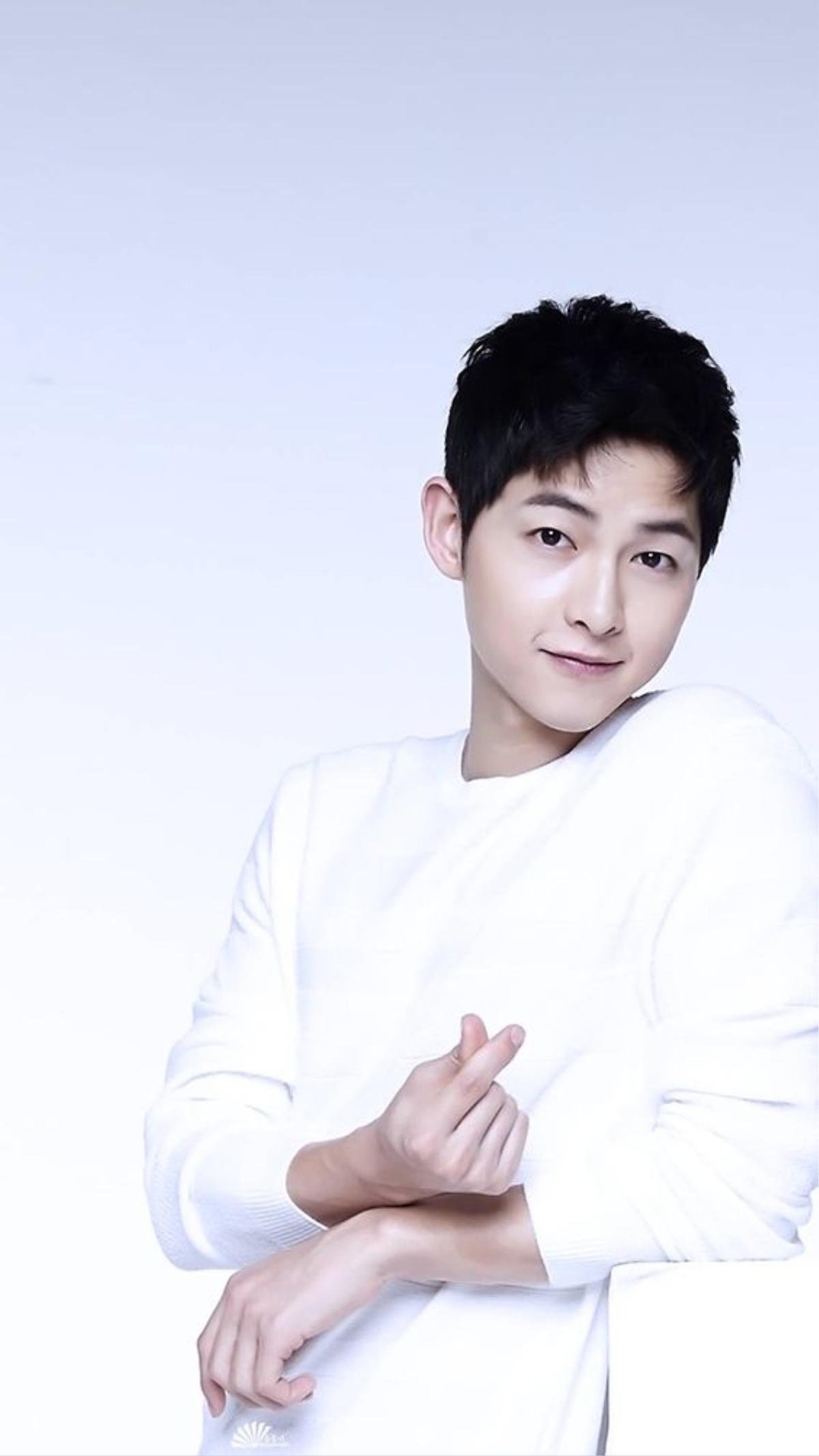 Song Joong Ki gửi tin nhắn nhân ngày lễ cuối năm đến với fans khi đang quay 'Asadal' Ảnh 3