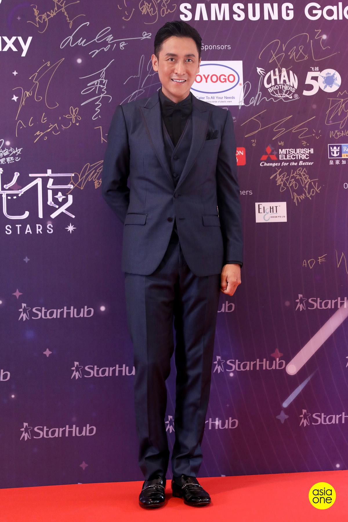 Lee Jun Ki, Tần Lam cùng Vương Quan Dật - Mã Đức Chung đổ bộ thảm đỏ 'StarHub Night of Stars 2018' Ảnh 11