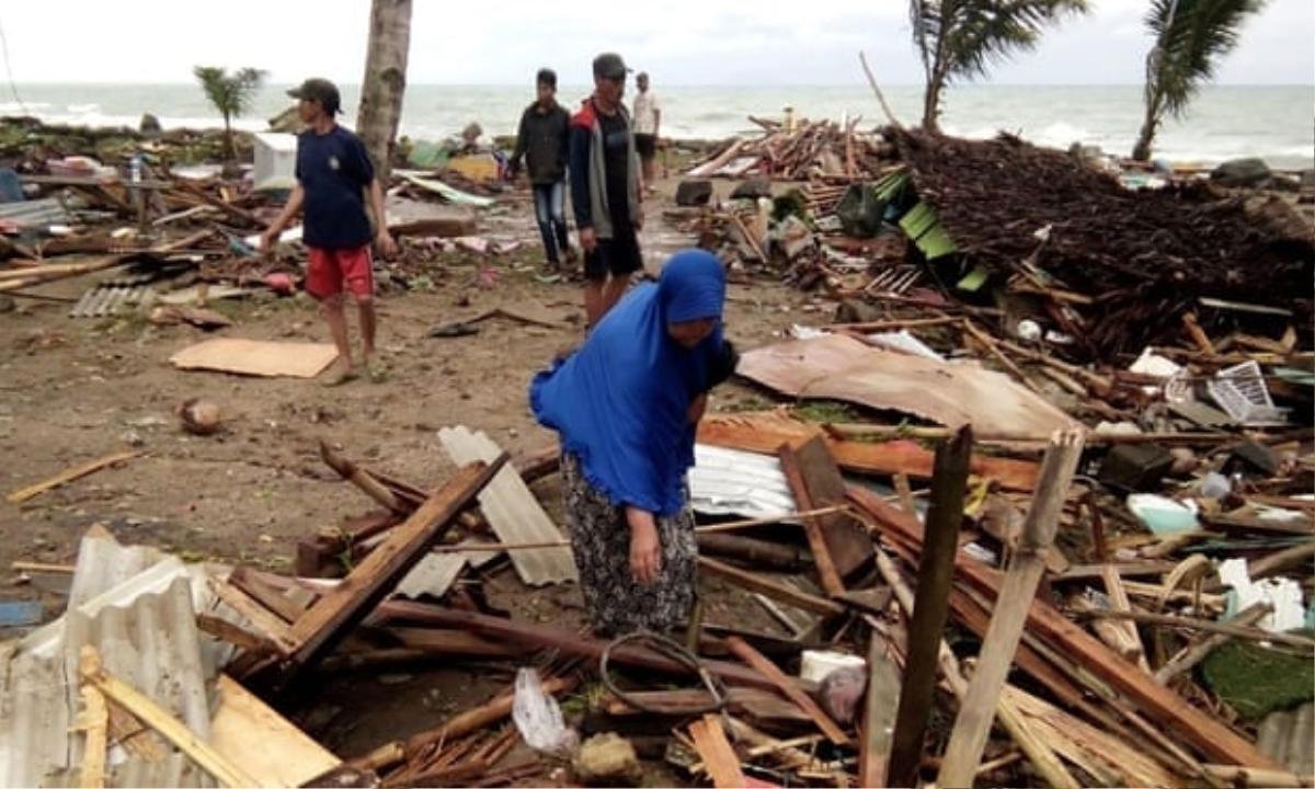 Indonesia: Sóng thần tấn công, cả ban nhạc biến mất ngay trong tích tắc Ảnh 6