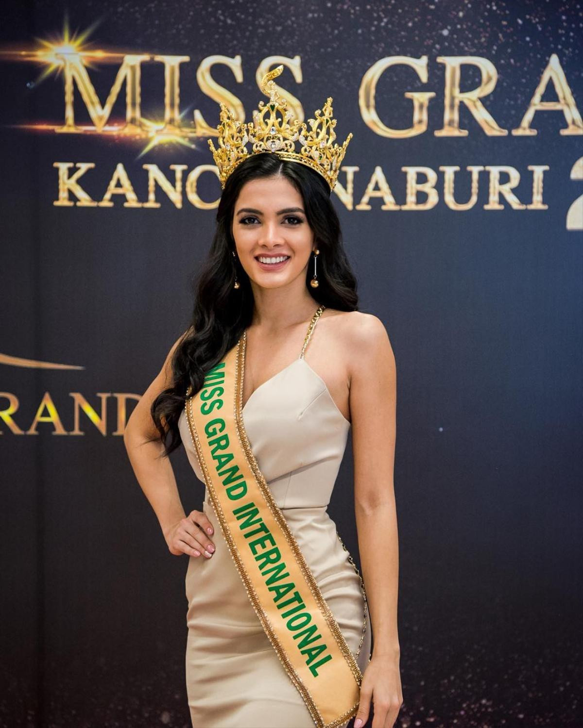 Sự thật mất lòng: Độ hot Instagram của H'Hen Niê 'bỏ xa' Miss Earth - Miss Supranational - Miss World? Ảnh 8