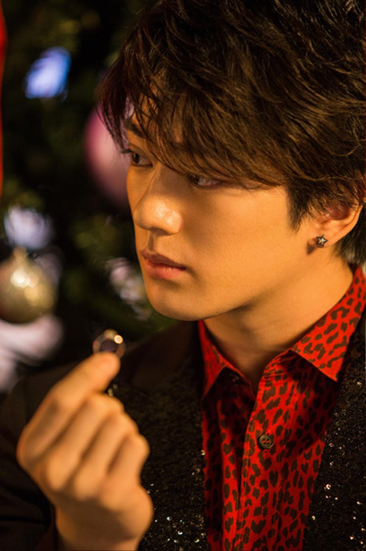 Arata Mackenyu đẹp tựa hoàng tử trong CM mùa giáng sinh của Samantha Thavasa Ảnh 3