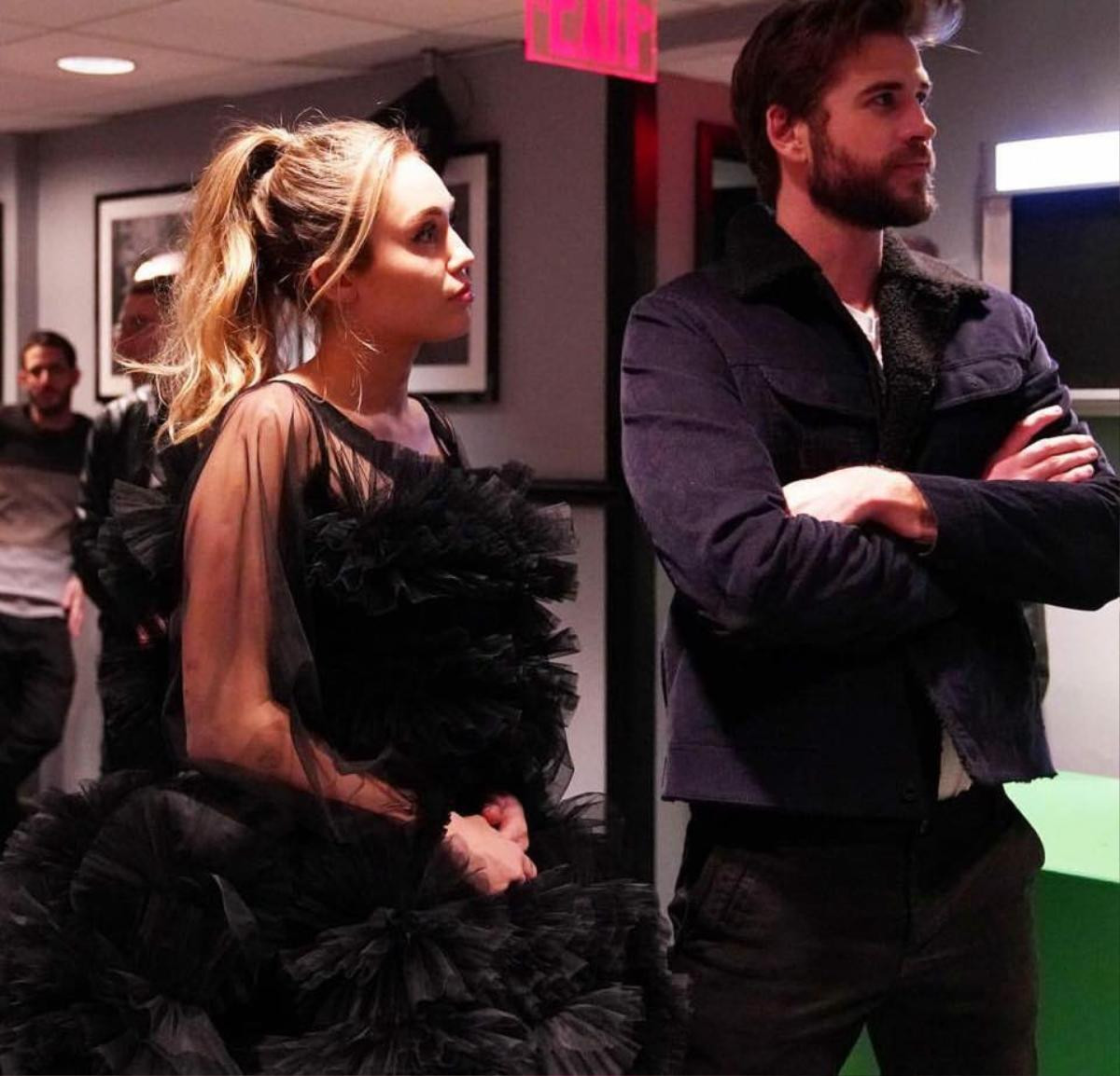 Miley Cyrus và Liam Hemsworth kết hôn: Liệu người hâm mộ có phải ăn 'dưa bở' thêm lần nữa? Ảnh 5