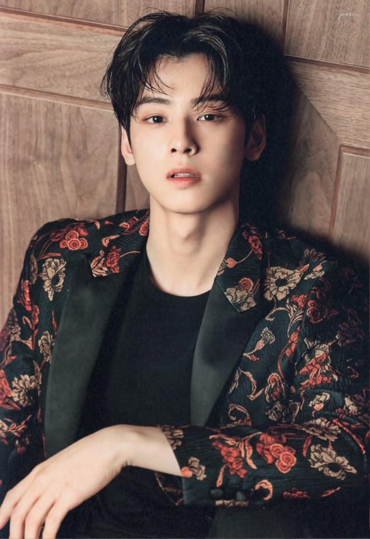 Cha Eun Woo (ASTRO) tặng nước hoa cho nhân viên - Kai và Chanyeol của EXO được khen ngọt ngào Ảnh 4