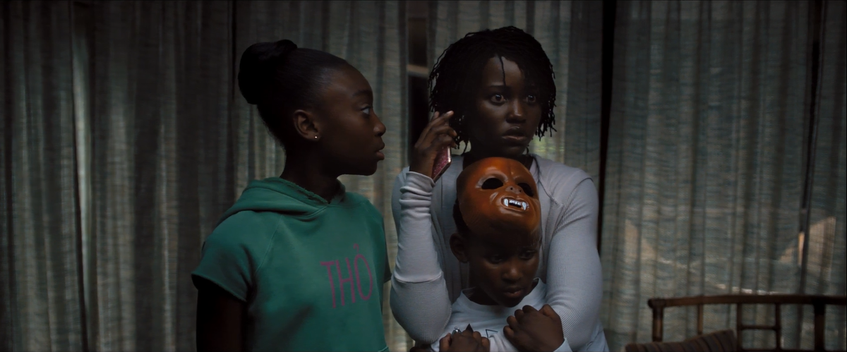 Phim kinh dị 'Us' của đạo diễn Jordan Peele tung trailer rợn người với sự tham gia của cặp đôi 'Black Panther' Ảnh 1