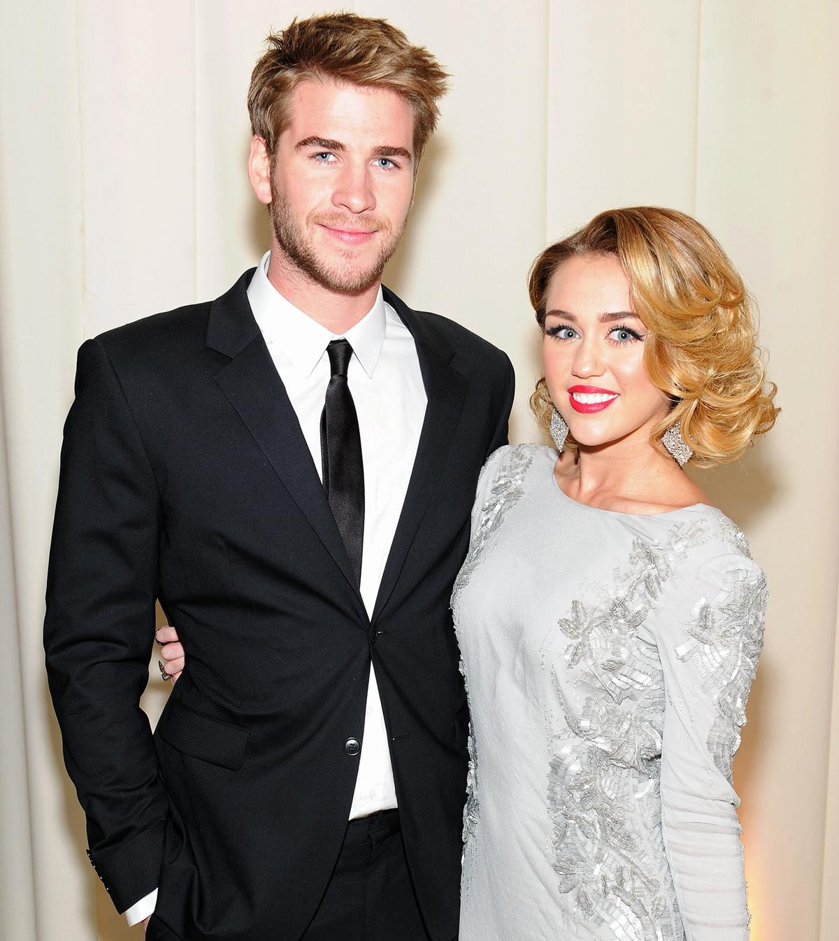 Sau 9 năm, cổ tích viên mãn gọi tên Miley Cyrus và Liam Hemsworth… Ảnh 8