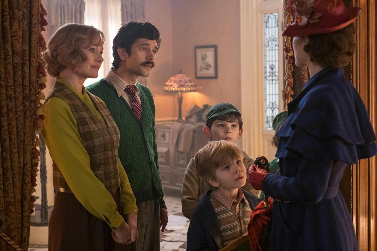 'Mary Poppins Returns': Bảo mẫu ma thuật trở lại cùng 4 bài học nhân sinh không thể nào 'thật' hơn Ảnh 7