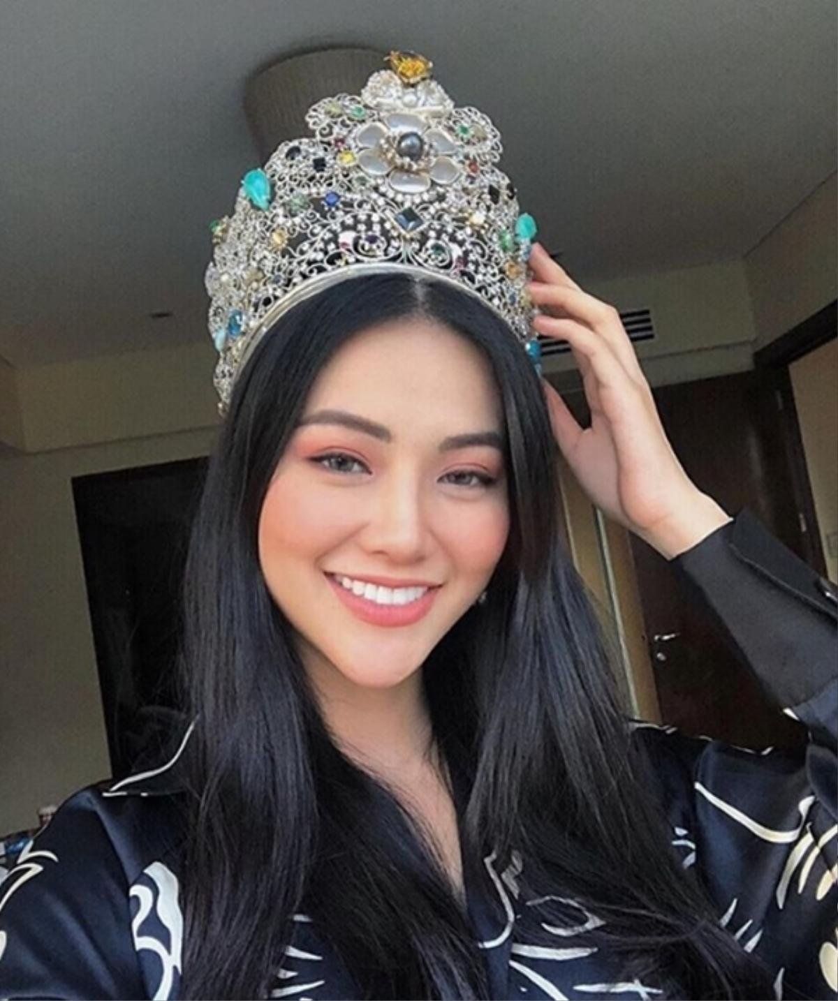 Miss Na Na, Miss Tạp hóa, Miss Bánh mì: Loạt biệt danh siêu đáng yêu của mỹ nhân Việt mùa hoa hậu 2018 Ảnh 10