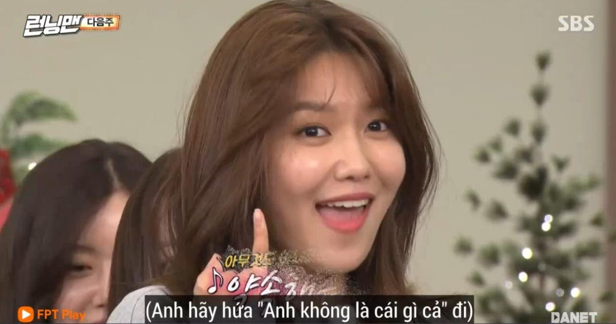 Running Man tập 432: 'Hú hồn' với kiểu tóc đuôi gà tự chế của Sooyoung (SNSD) Ảnh 1