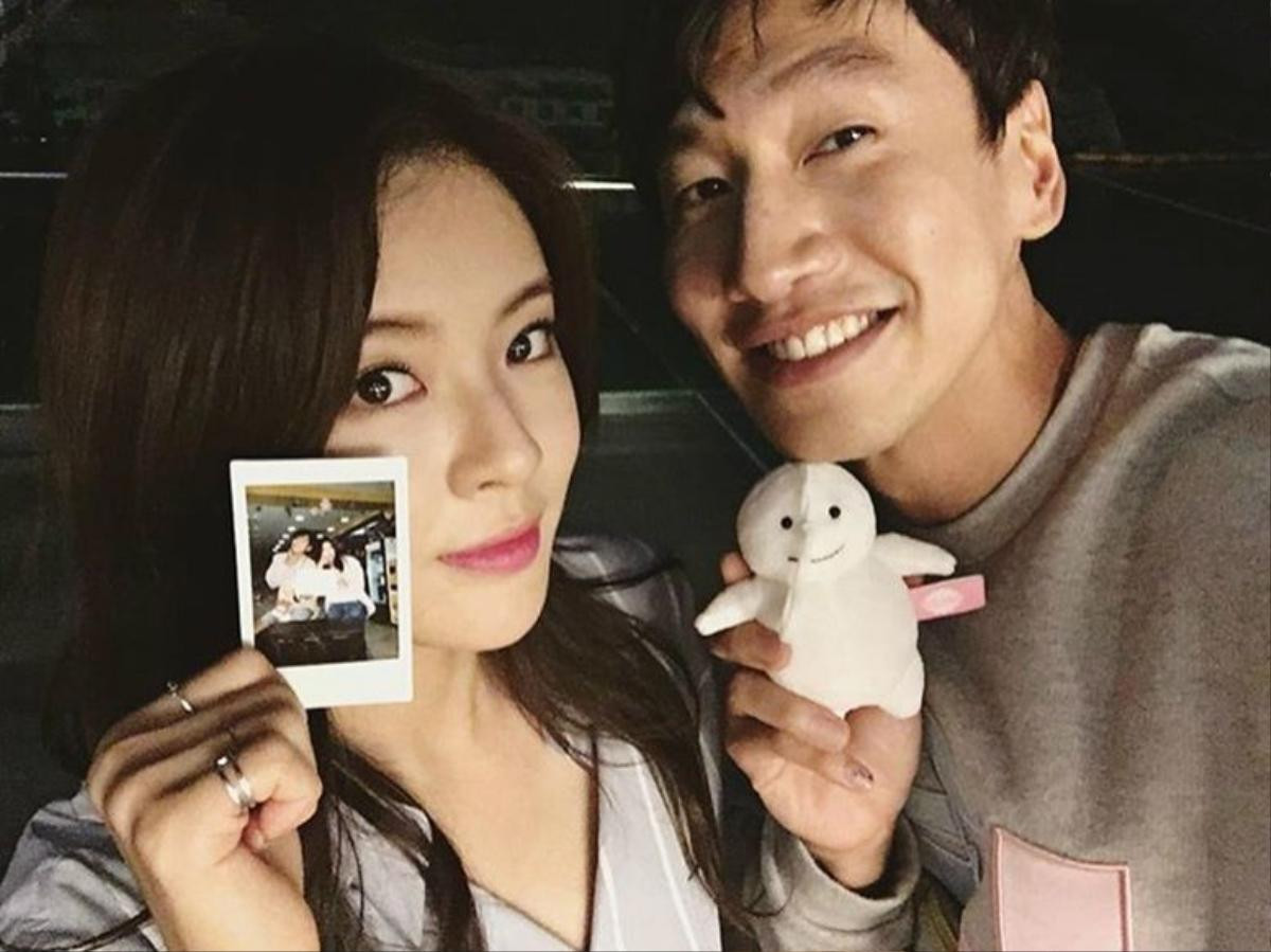 K-net nói về tin hẹn hò của Lee Kwang Soo - Lee Sun Bin: Cặp đôi 1/1 của Dispatch không phải trò đùa Ảnh 1