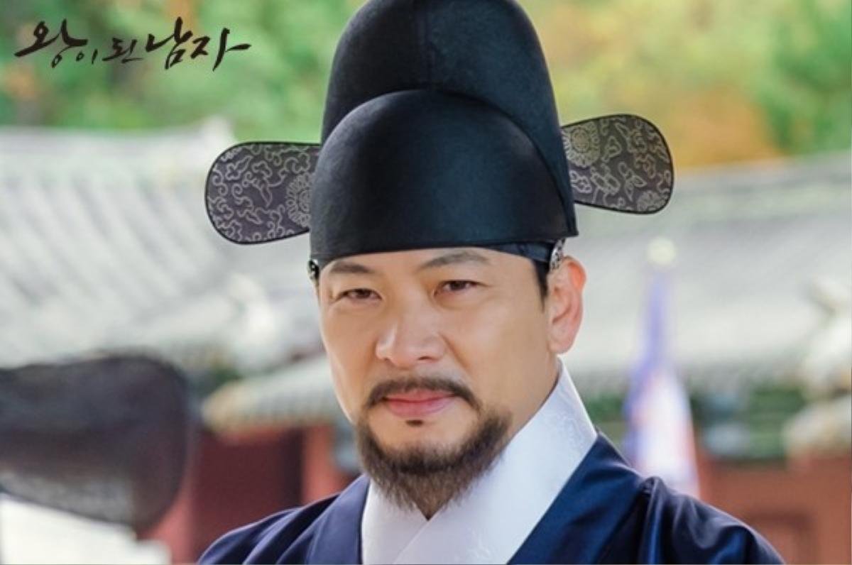 Yeo Jin Goo có cuộc gặp gỡ gây sốc với Kim Sang Kyung trong 'The Crowned Clown' Ảnh 7