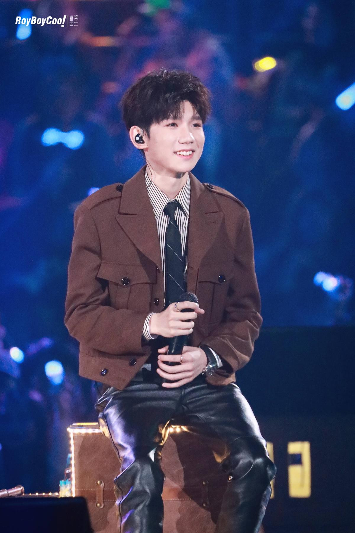 TFBOYS cùng Dương Tử, Tần Lam tỏa sáng trên sân khấu 'Đêm hội Hồ Nam 2019' Ảnh 9