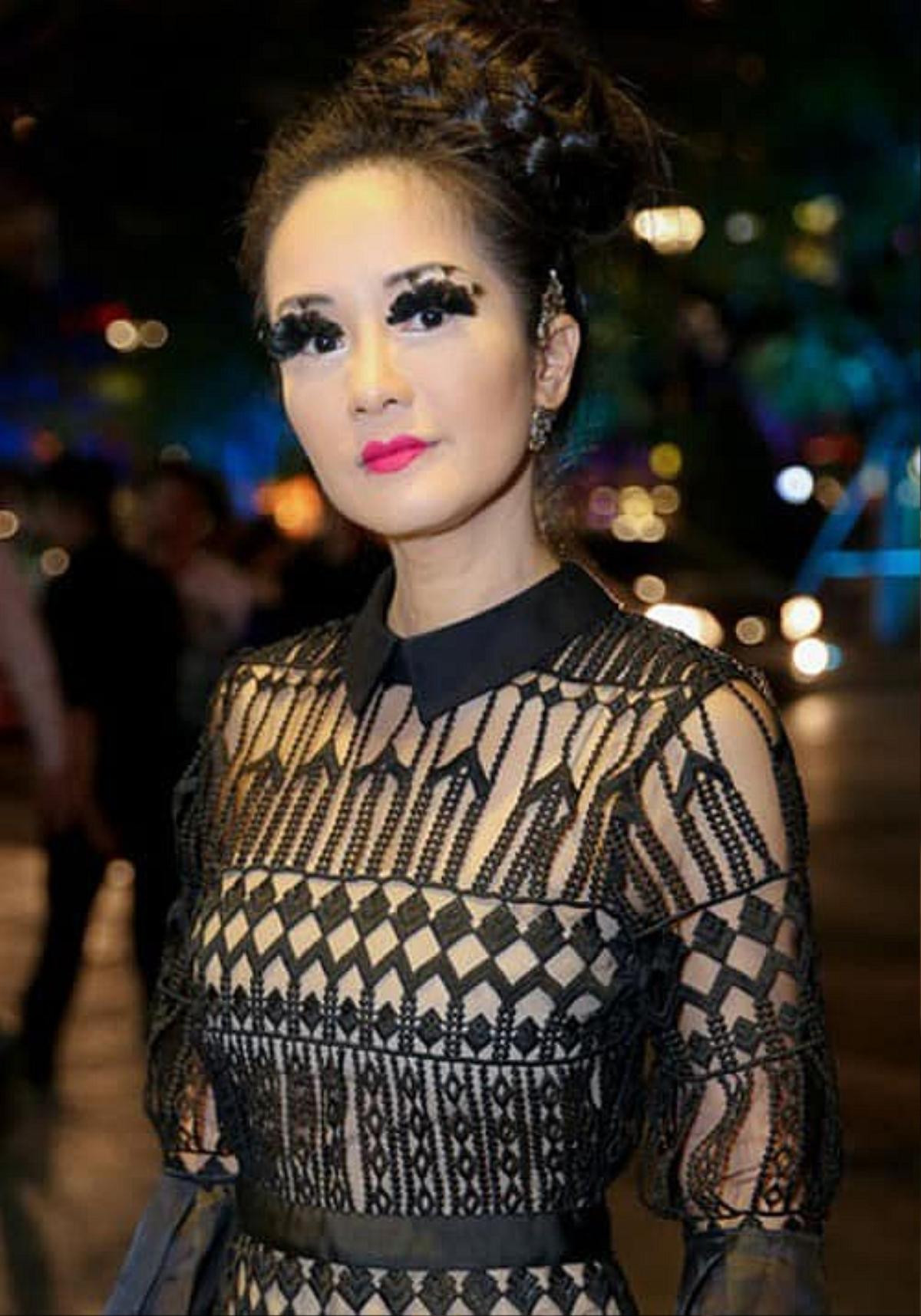 8 thảm họa make-up hãi hùng sao Việt nên tránh trong năm 2019 Ảnh 2