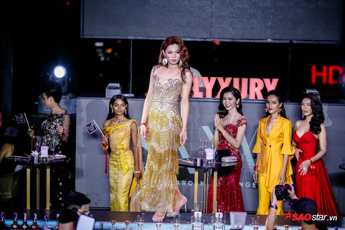 Top 14 The Tiffany trổ tài ứng xử: Ai sẽ làm nên huyền thoại 'cây xanh thành hồng' như Hương Giang? Ảnh 13