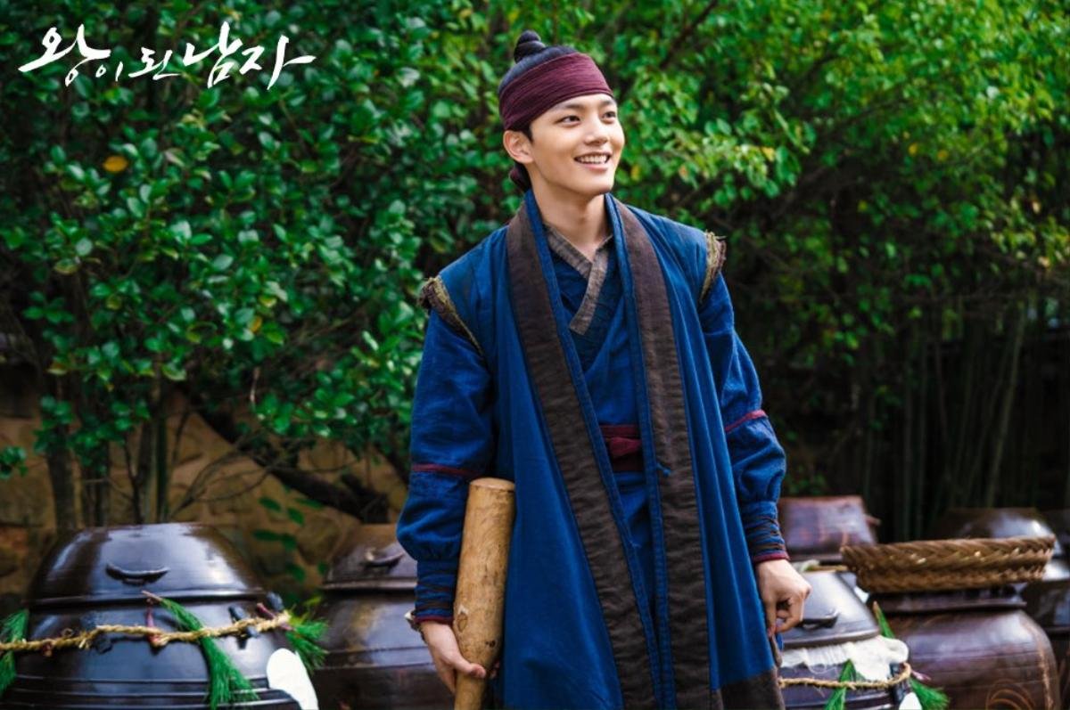 Jang Hyuk sẽ tái xuất màn ảnh nhỏ với vai diễn khách mời trong 'The Crowned Clown' của Yeo Jin Goo - Lee Se Young Ảnh 5