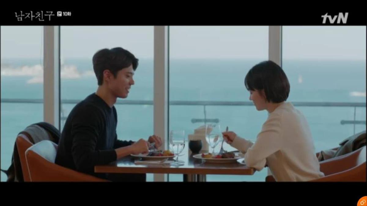 'Encounter' tập 10: Song Hye Kyo và Park Bo Gum hôn nhau say đắm ở Cuba Ảnh 2