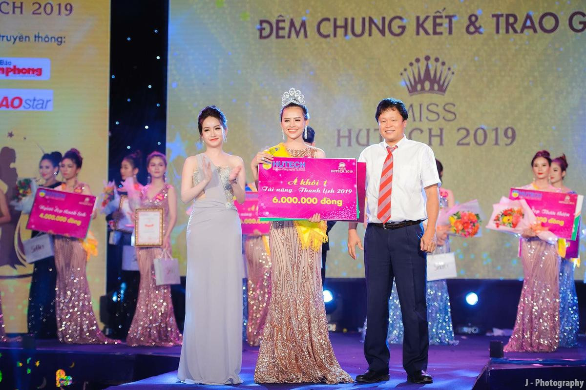 Á khôi 1 Miss Hutech 2019: 'Người thông minh ắt biết cách khiến mình trở nên xinh đẹp' Ảnh 1