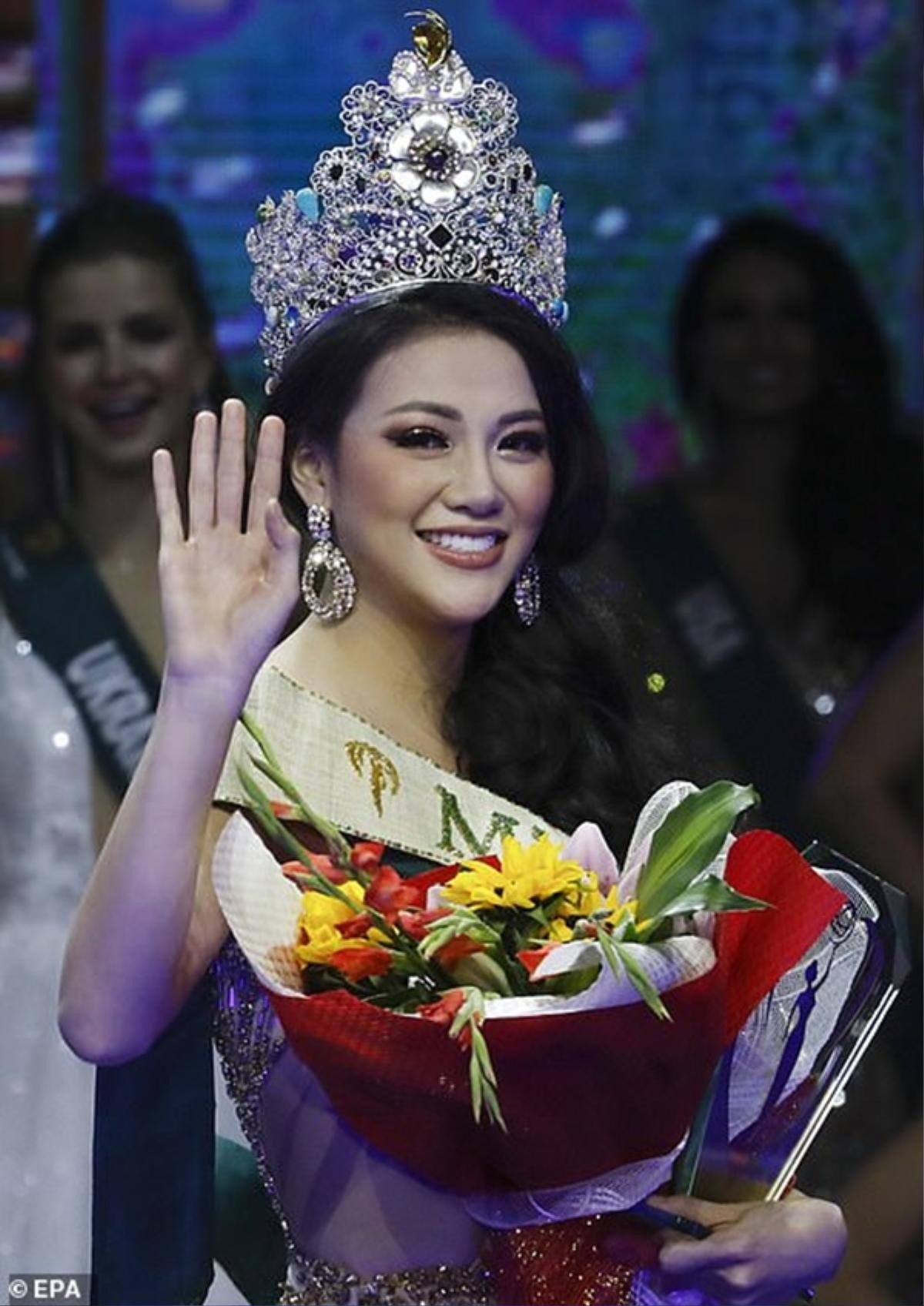 Chẳng cần 'âm thầm chi tiền', Phương Khánh vẫn vượt mặt đương kim Miss World - Miss Supranational tại 'Timeless Beauty'? Ảnh 1