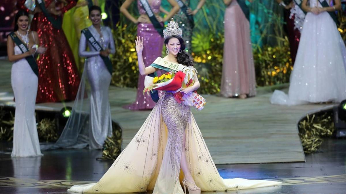 Chẳng cần 'âm thầm chi tiền', Phương Khánh vẫn vượt mặt đương kim Miss World - Miss Supranational tại 'Timeless Beauty'? Ảnh 9