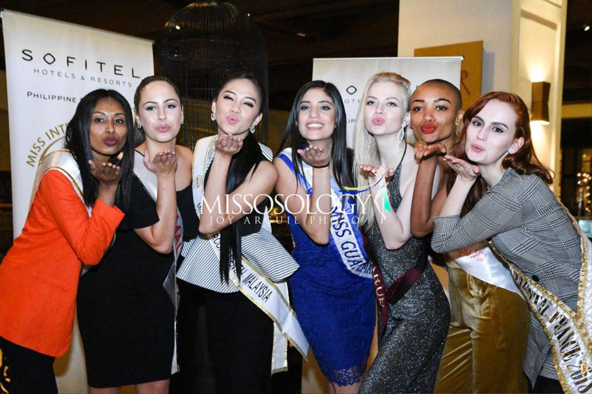 Lê Âu Ngân Anh xuất hiện với gương mặt căng cứng ở sân bay, lên đường thi Miss Intercontinental 2018 Ảnh 5