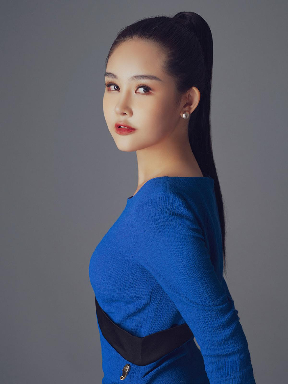 Lê Âu Ngân Anh phớt lờ lệnh phạt, thản nhiên khoe vòng ba gợi cảm trên trang chủ Miss Intercontinental Ảnh 10