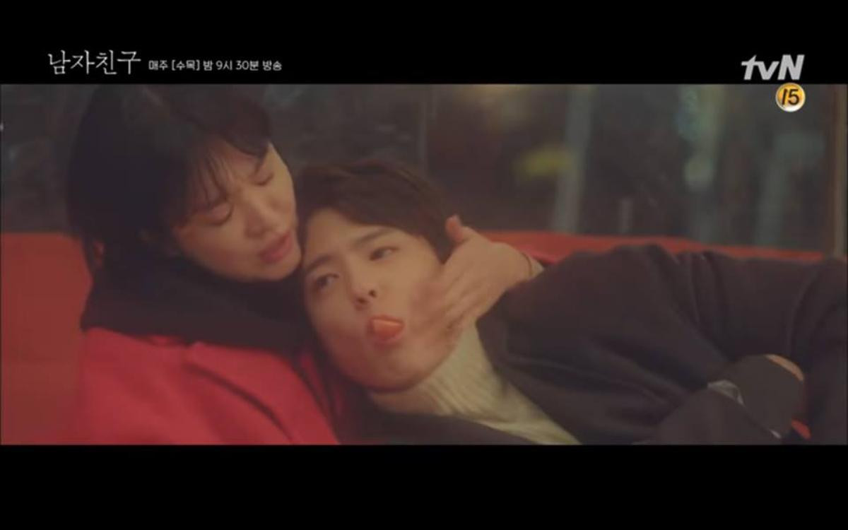 'Encounter' tập 11-12: Song Hye Kyo và Park Bo Gum ngủ cùng nhau trong ngượng ngùng Ảnh 9