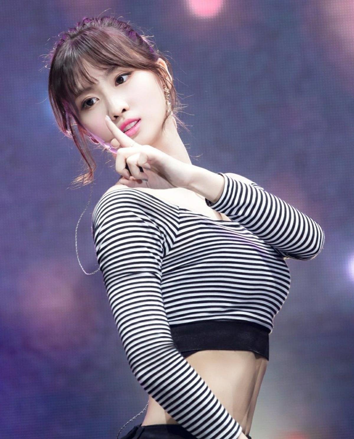 Momo (TWICE) gây sốc khi tiết lộ từng bị công ty quản lý ép giảm 7kg chỉ trong 1 tuần Ảnh 11