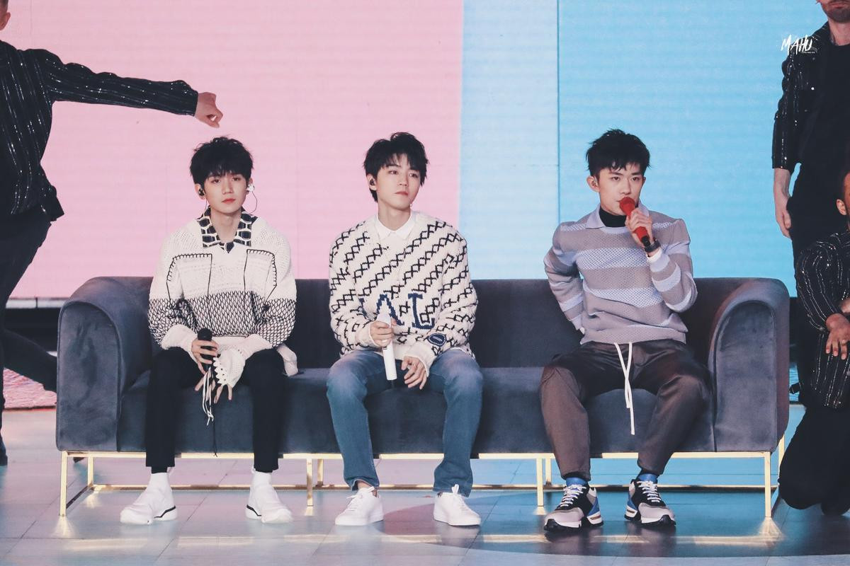 TFBOYS, NINE PERCENT cùng Jackson Wang (GOT7) và Tống Thiến bừng sáng trên sân khấu 'Đêm hội Weibo 2019' Ảnh 3