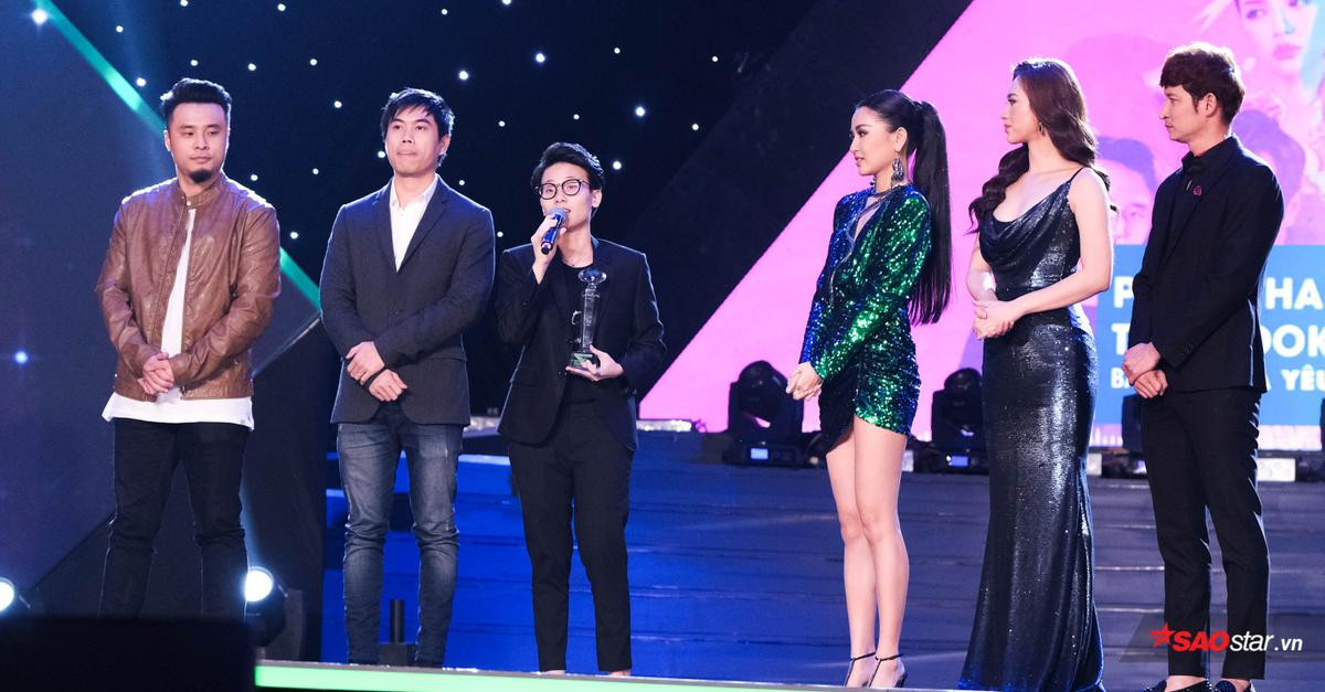 Làn sóng xanh 2018: Noo Phước Thịnh 'thăng hoa' cùng bản ballad được yêu thích nhất năm trên radio Ảnh 9