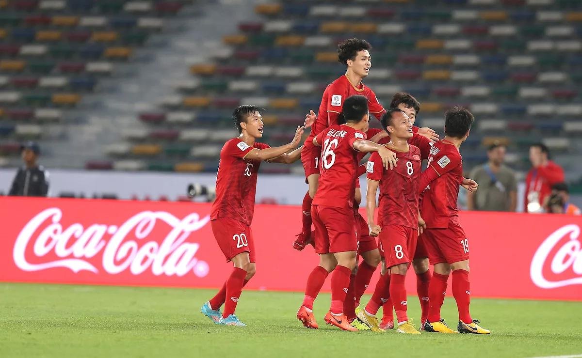 Dù để thua Iran 2-0 nhưng đội tuyển Việt Nam vẫn được người dân Hàn Quốc ủng hộ nồng nhiệt Ảnh 2