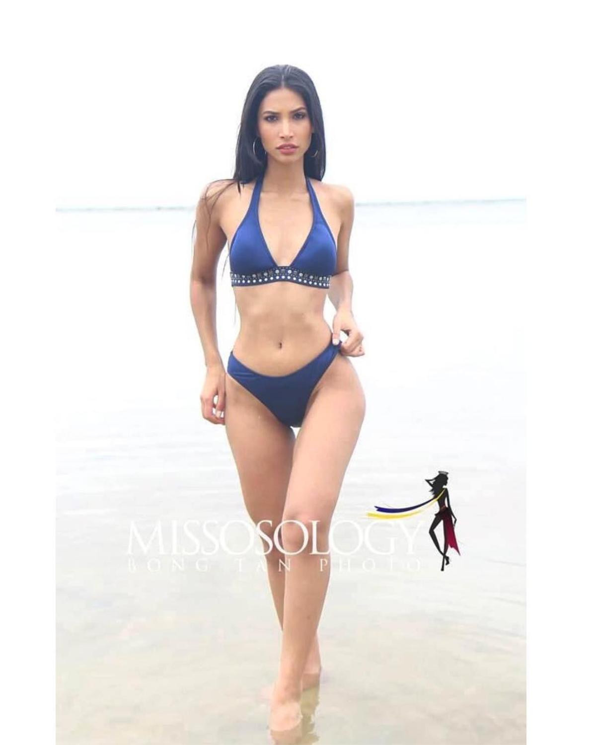 Body bỏng mắt của 'bản sao' Hoàng Thùy đang làm mưa làm gió ở Miss Intercontinental Ảnh 1