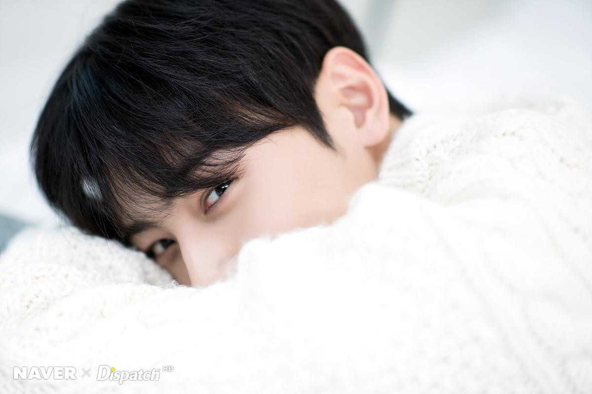 Dispatch tung ảnh mới của Cha Eun Woo (ASTRO), K-net: 'Giống Park Bo Gum, con trai nhìn cậu ấy còn rung động' Ảnh 3