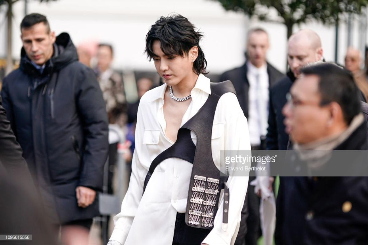 Ngô Diệc Phàm đọ vẻ ngoài 'soái ca' với chàng thơ Timothee Chalamet tại 'Tuần lễ thời trang nam Paris 2019' Ảnh 1